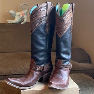 Vintage Corral. PLEASE READ